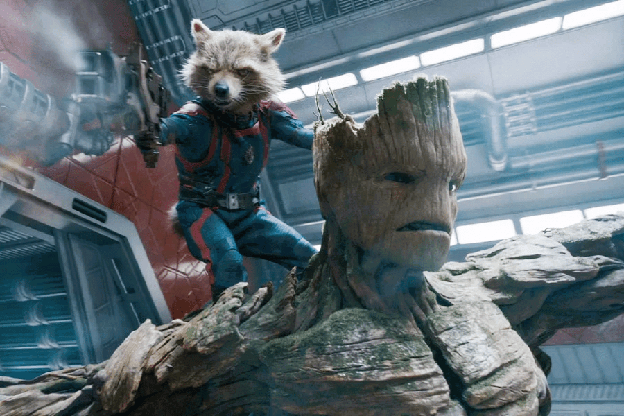 Rocket e Groot combattono